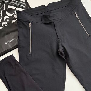 Lululemon Black Pant with Zipper Pockets
